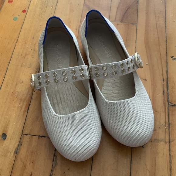 Rothy's ballerina Mary Janes in conch - Picture 3 of 9